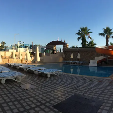 Club Bayar Hotel